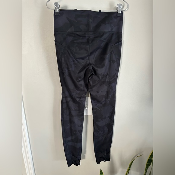 Black Floral Designed Leggings Size XS - Picture 2 of 5